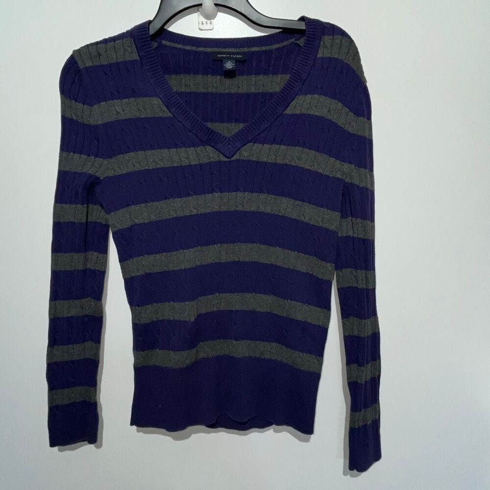 Tommy Hilfiger Women's Purple Gray Striped Cable Knit V-Neck Sweater Size Medium